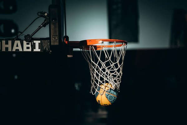 Essential strategies to maximize sport bike tire lifespan in the uk